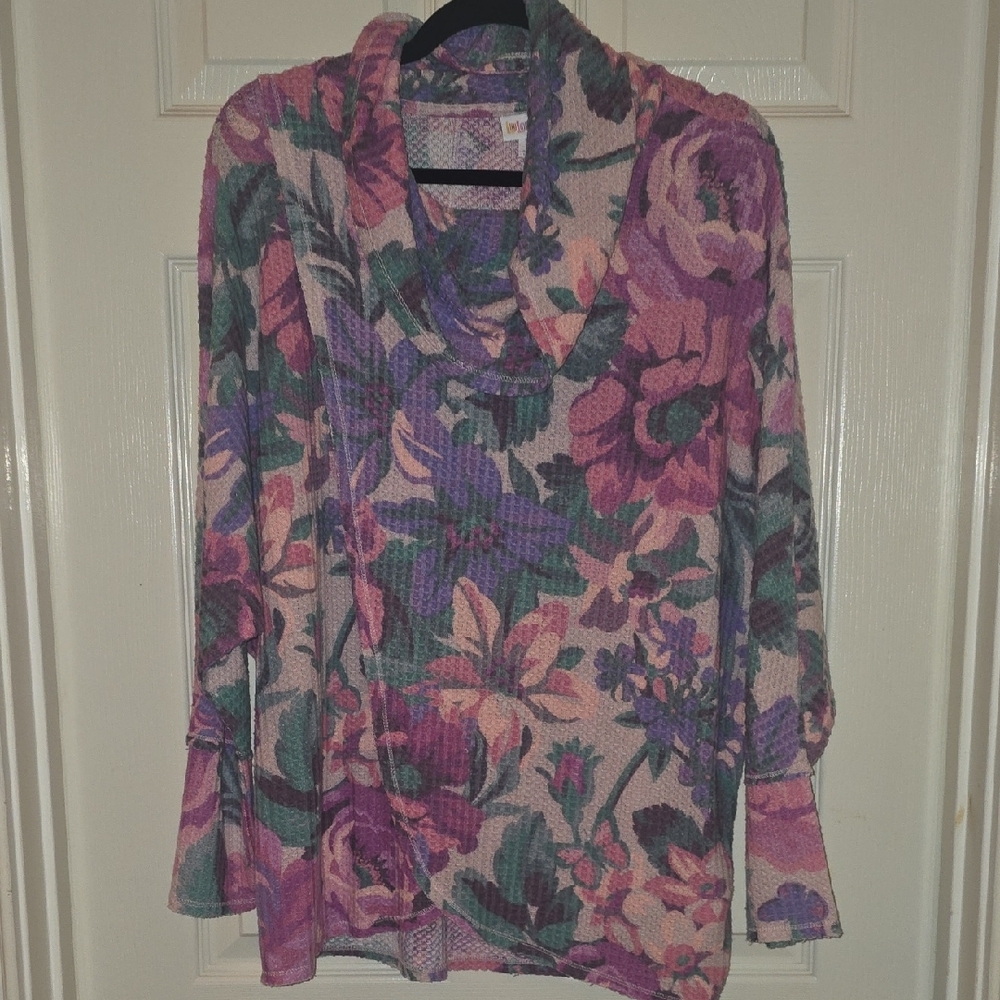 Lularoe Floral Women's Top